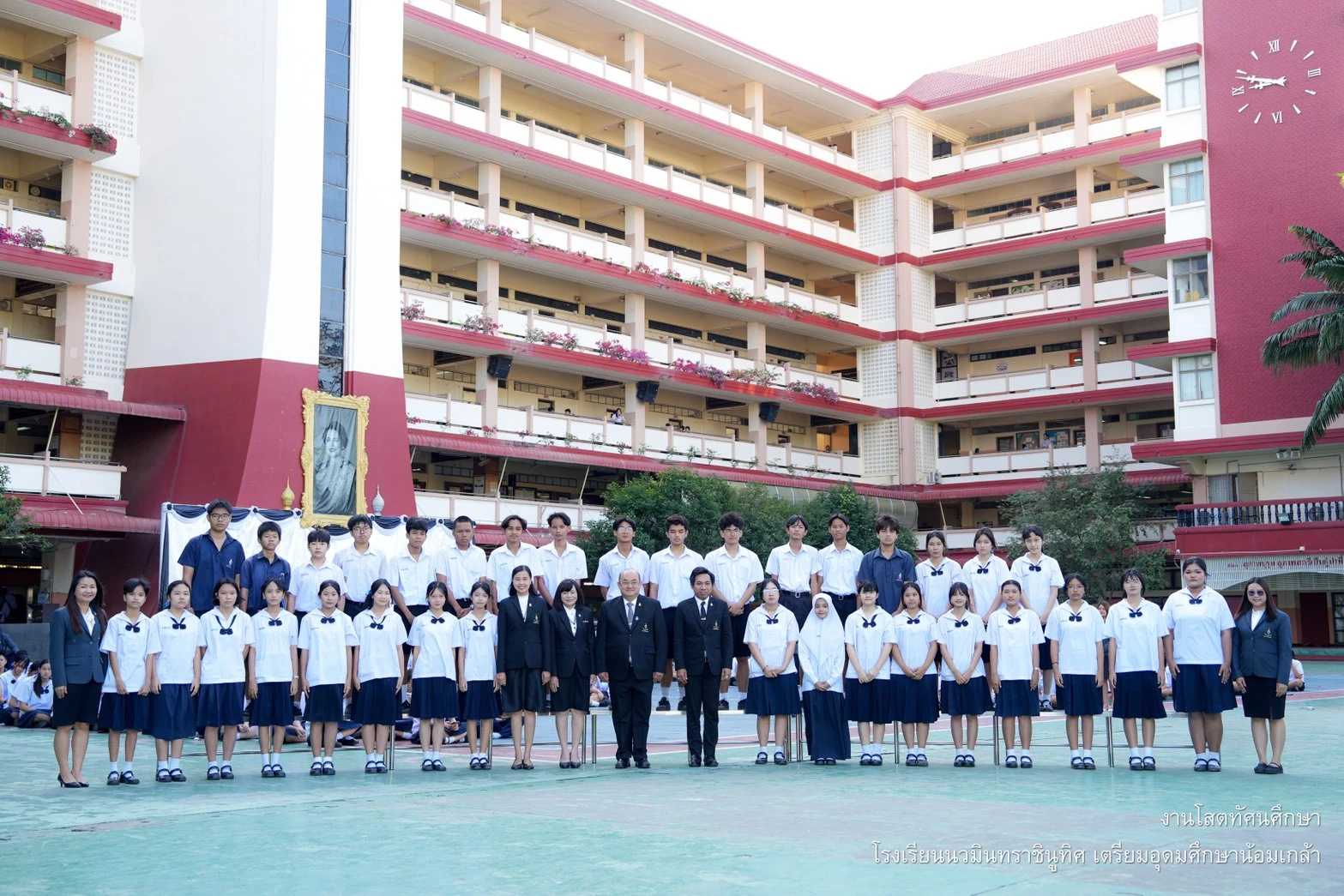 รูปหมู่ ม.3/6 - งานโสตทัศนศึกษาโรงเรียน